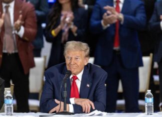 Trump ordena eliminar las prestaciones federales dirigidas a inmigrantes indocumentados Trump