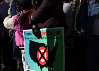 Which US companies are pulling back on diversity initiatives? companies