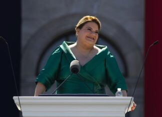 Gobernadora pide a EE. UU. que acelere la modernización de la red eléctrica de Puerto Rico Gobernadora