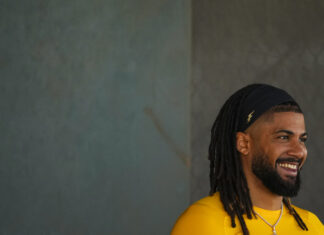 Agencia de Bad Bunny anuncia acuerdo con Fernando Tatis Jr Bad Bunny