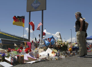 Ofrecen trato a hombre que asesinó a 23 personas en un Walmart de El Paso para evitar pena de muerte asesinó