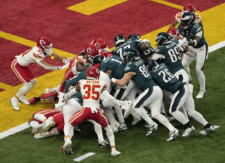 Eliminar el ‘tush push’ es el tema más candente en las reuniones de la NFL tush push