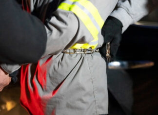 Controles de inmigración rutinarios se convierten en cálculos de alto riesgo debido a detenciones inmigración