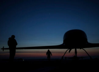 Los ucranianos lidian con las consecuencias de la congelación de Trump a toda la ayuda militar Trump