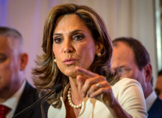 María Elvira Salazar dice estar investigando a fondo lo que esta pasando con las detenciones de cubanos María Elvira Salazar