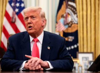 Nueva Encuesta: la confianza en que Trump reduzca costos se desploma Trump