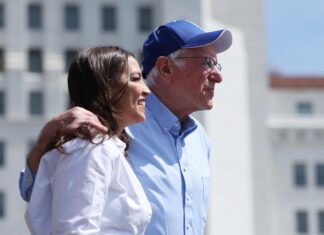 Bernie Sanders encabezará marcha del Primero de Mayo en Filadelfia contra las políticas de Trump