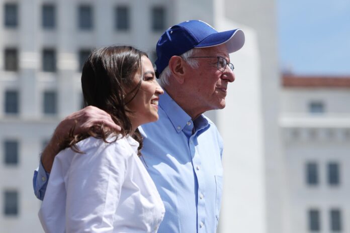 Los demócratas de EEUU buscan su voz desde una oposición que mira a los comicios de 2026