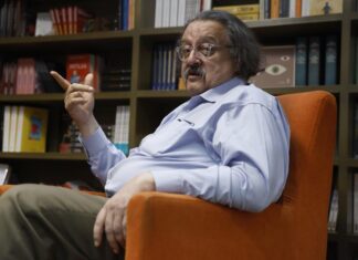 Jorge F. Hernández sobre el imperio de la mentira: «Trump puede decir que no es rubio» Trump