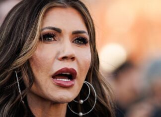 El Gobierno de Trump incluye a migrantes en la lista de muertos para quitarles beneficios Trump