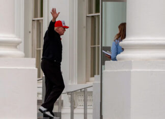 A medida que aumentan las críticas, los aliados de Trump se enfrentan entre sí