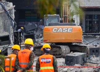 Cientos de familias dominicanas lloran a las víctimas del derrumbe del Jet Set Jet Set