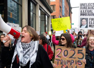 Grupos demócratas clave se preparan ante posibles ataques del gobierno de Trump Trump