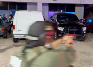 Más de 100 inmigrantes detenidos en un club nocturno ilegal en Colorado