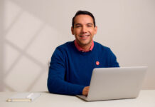 ¿Trabajo, vacaciones o ambos? Así impacta en tus impuestos