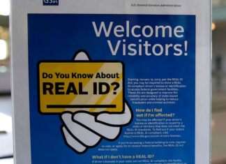 Qué saber mientras EE. UU. se prepara para exigir REAL ID a muchos viajeros aéreos a partir de mayo REAL ID