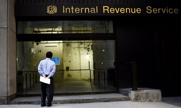 Renuncia la comisionada interina del Servicio de Impuestos de Estados Unidos