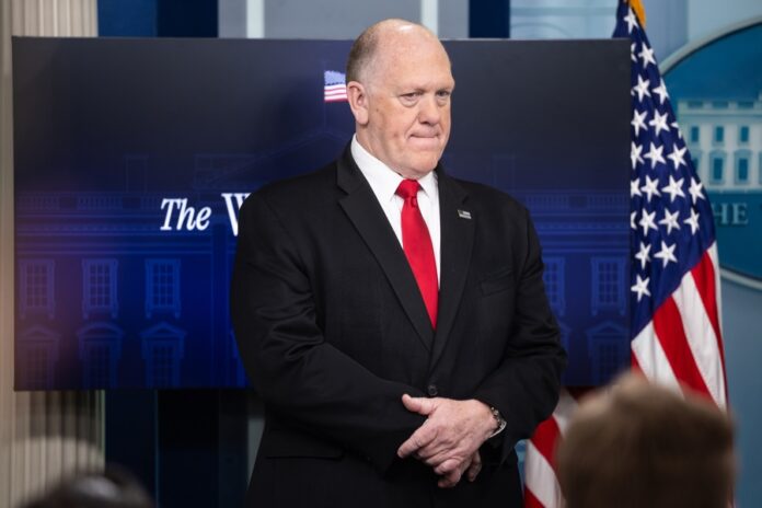 Trump aumenta su ofensiva migratoria con más órdenes ejecutivas para agilizar detenciones Trump