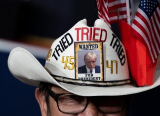 «Solo acabamos de empezar, aún no han visto nada» Trump celebra sus primeros 100 días en el cargo en modo de campaña