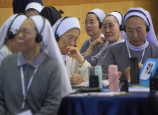 No votan en el cónclave, pero monjas que encabezan órdenes católicas del mundo se reúnen en Roma cónclave