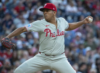 Harper conecta jonrón y logra 3 hits, Suárez se recupera y Filis doblegan 7-1 a Guardianes