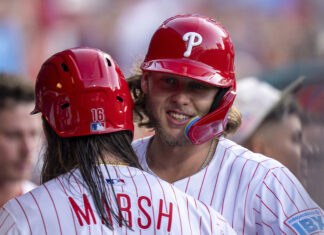 Wheeler y Stott guían a Filis hacia victoria 5-2 sobre Piratas