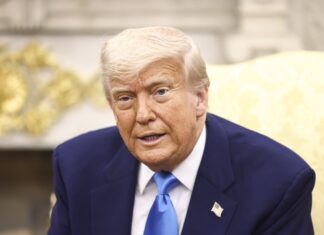 El Gobierno de Trump pone fin a supervisión de Policía acusada de uso de fuerza excesiva