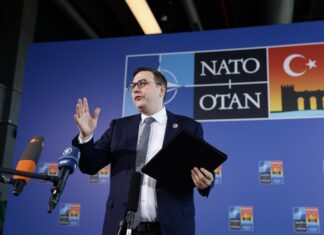 El ministro de Exteriores checo llama «cobarde» a Putin por no reunirse con Zelenski en Estambul