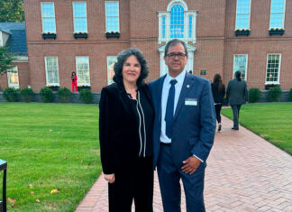 Guillermo Lara representa un puente cultural y un aliado de los migrantes de Hazleton