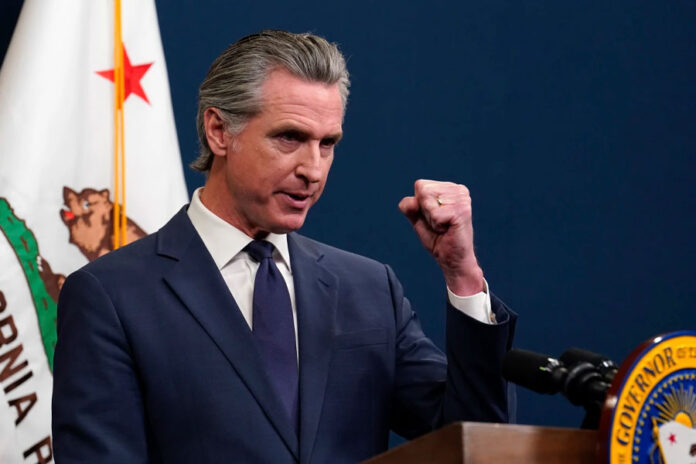 Las-primarias-de-los-podcasts-rumbo-a-2028-comienzan-mientras-demócratas-buscan-renovar-su-imagen