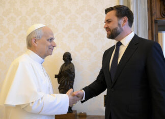 León XIV y Vance hablaron de negociaciones de paz en zonas de conflicto