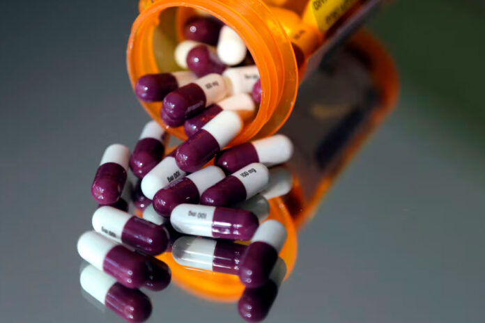 Trump-firma-orden-para-que-empresas-reduzcan-precios-de-medicamentos