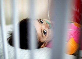 Unos 14.000 bebés morirán en Gaza si no llegan suministros, advierte la ONU