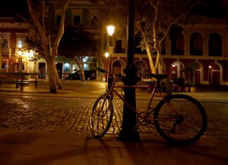 Puerto Rico abre el periodo de solicitudes para obtener ayuda de 800 dólares por desconexión de luz