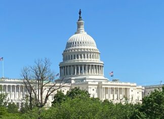 El Senado de EE. UU. aprueba abrir el debate del polémico presupuesto de Trump