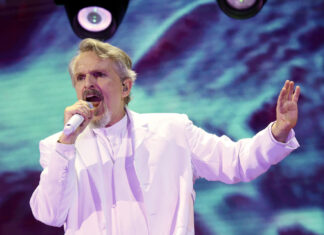 Bosé regresa a los escenarios: “Vamos a retomar el viaje donde lo dejamos hace años”