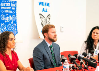 Acusan a un hombre de intentar que deporten a un testigo en su contra con cartas de amenaza a Trump