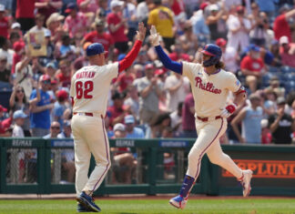El poder regresa a Filadelfia: Filis aplastan 7-2 a los Cachorros con jonrones y ponches