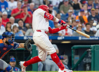 Luzardo backed by homers from Schwarber and Sosa as Phillies beat struggling Mets 7-1