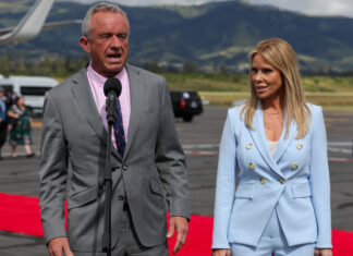 Secretario de Salud de EE. UU. anuncia controvertidos nombramientos para el comité de vacunas