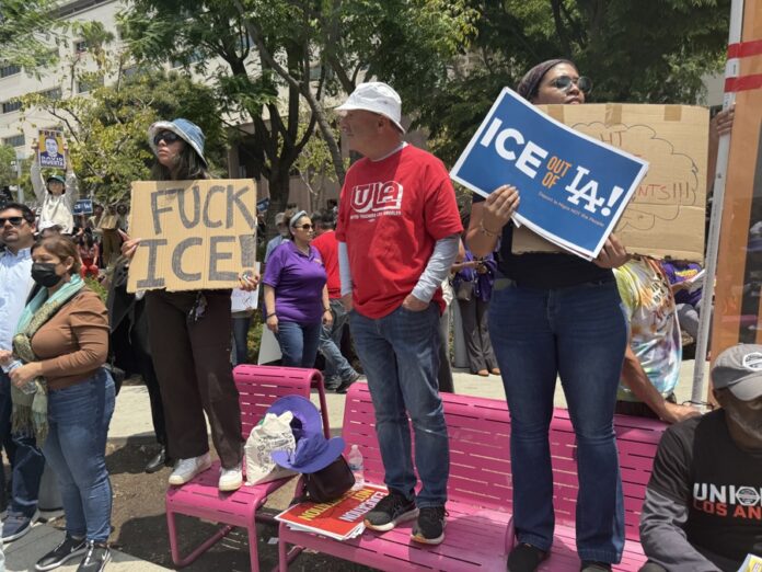 Cuatro claves de las masivas protestas contra las redadas migratorias de Los Ángeles protestas