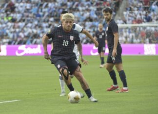 2-1. Estados Unidos avanza a la final con un doblete de Diego Luna