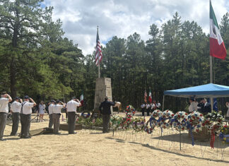 Consulado de México y Legión Americana conmemoran 98ª ceremonia en honor al Capitán Emilio Carranza Capitán