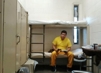 Periodista salvadoreño detenido en EE. UU. afirma que ICE le dijo que no le quiere soltar