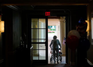 Residencias para ancianos pasan apuros por ofensiva migratoria de Trump