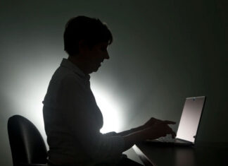 Si se quedó sin trabajo, así puede cuidar su bienestar y sus finanzas