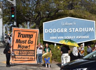 Un mes de redadas migratorias convierte a Los Ángeles en símbolo de resistencia