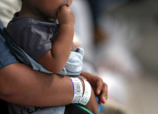 Un juez manda retomar el plan que asignaba abogados en audiencias de deportaciones en EE. UU. juez