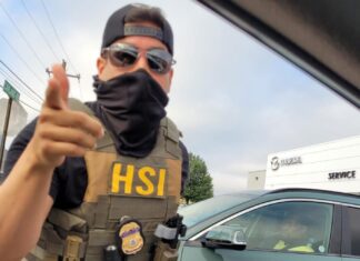 ICE arresta a 14 personas en un pequeño supermercado de Norristown, en los suburbios de Filadelfia