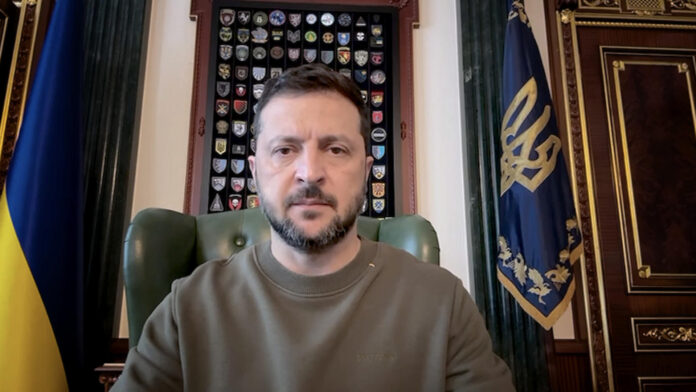 Zelenski respalda cumbre trilateral con Putin y anuncia reunión con Trump el próximo lunes